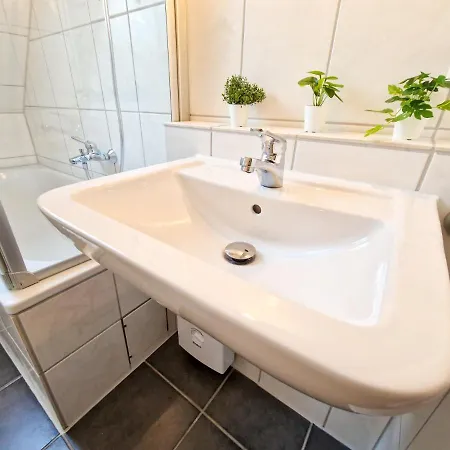 Euphoras - Zentrales In Linden-mitte Apartment *